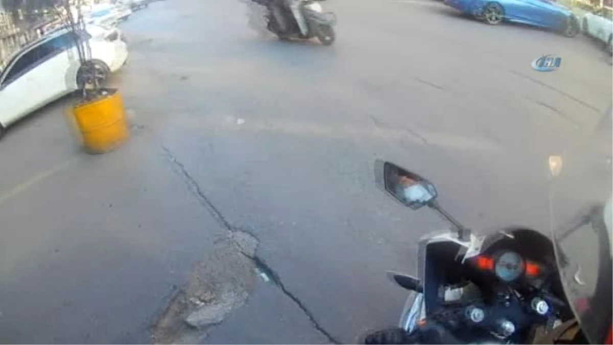 Motosiklet Kazası Kamerada
