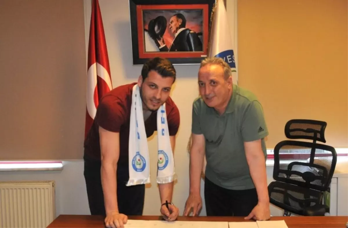 Nilüfer Hentbolda İlk Transferini Yaptı