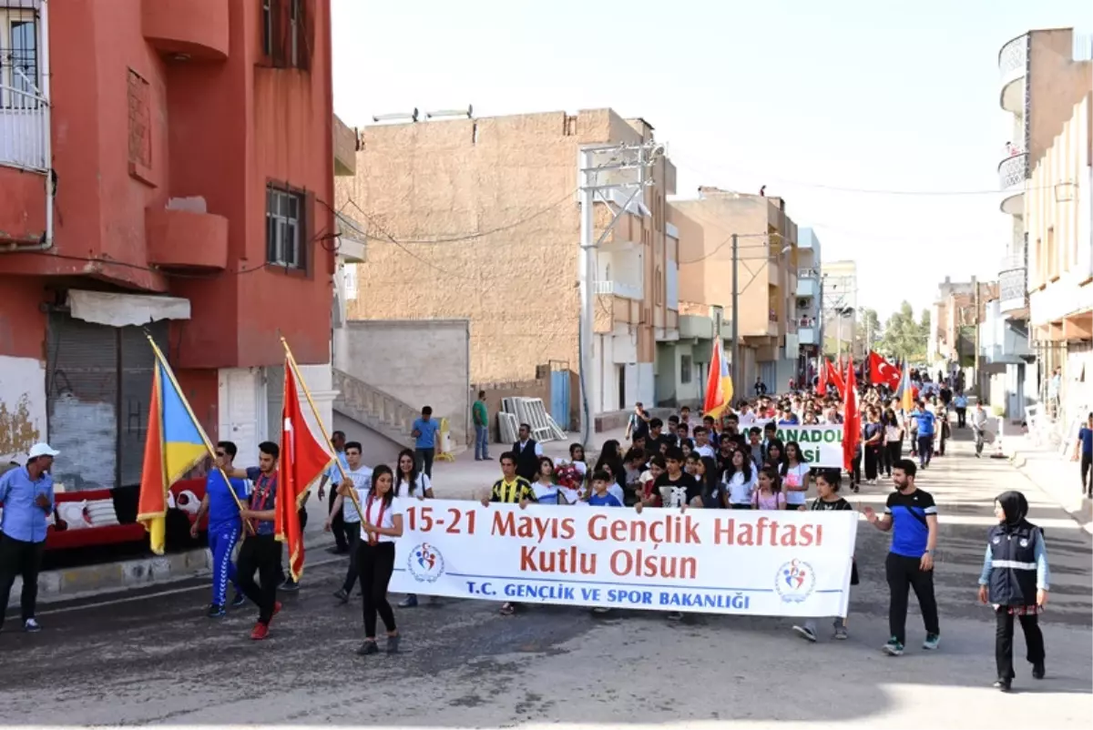 Nusaybin\'de "Gençlik Yürüyüşü" Etkinliği