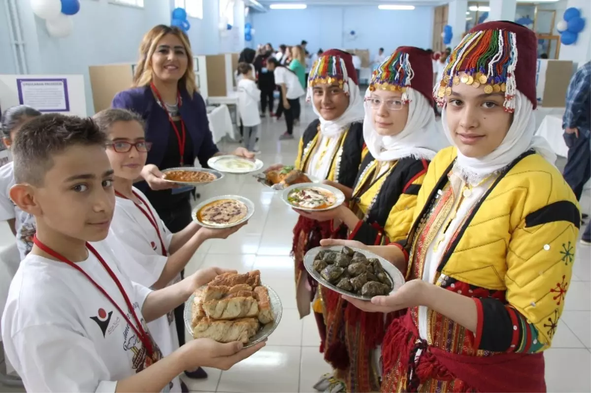 Öğrenciler Amasya Yemeklerini Tanıttı