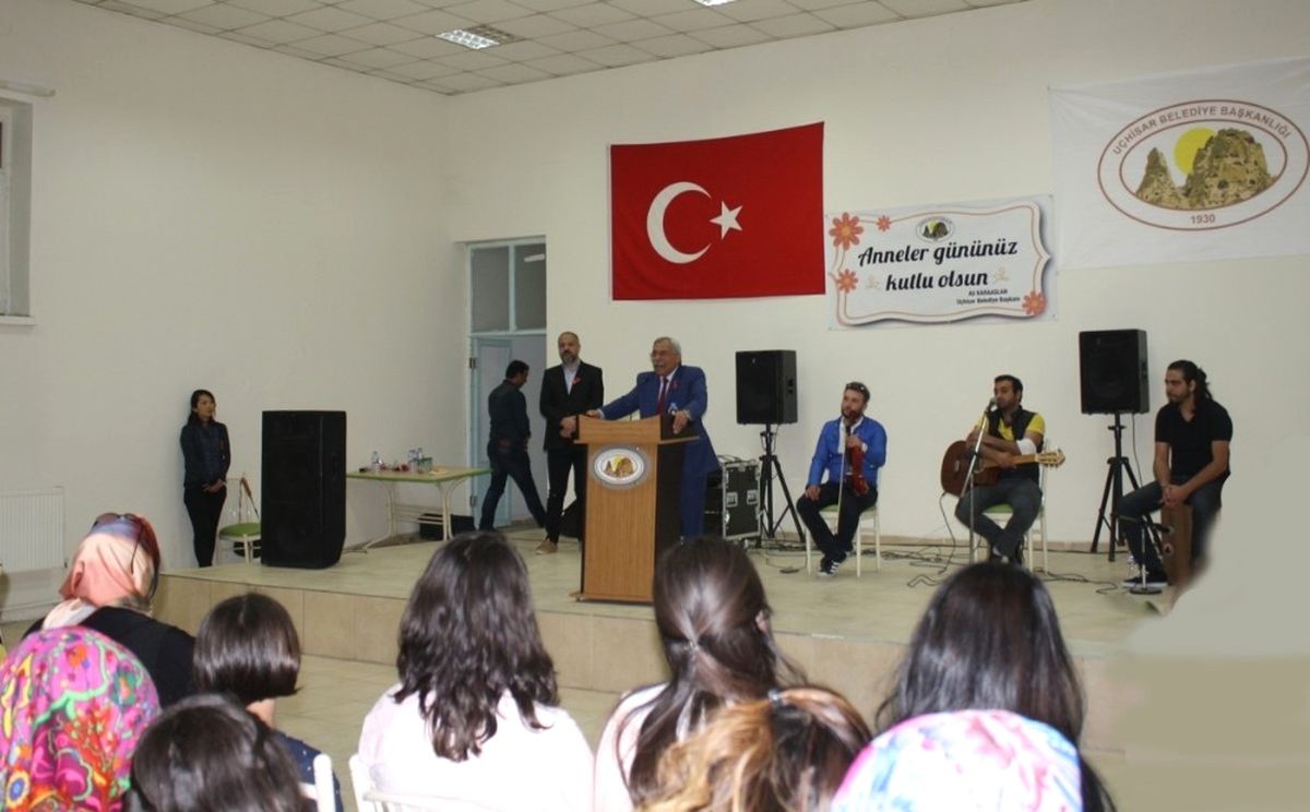 Uçhisar Belediyesi, Anneler Günü Etkinliği Düzenledi