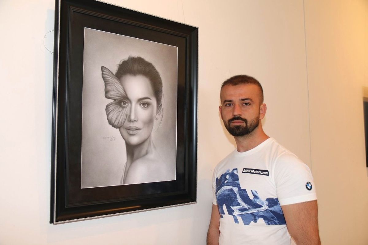 Yüz\'lerdeki Yansımalar\' Resim Sergisi Açıldı