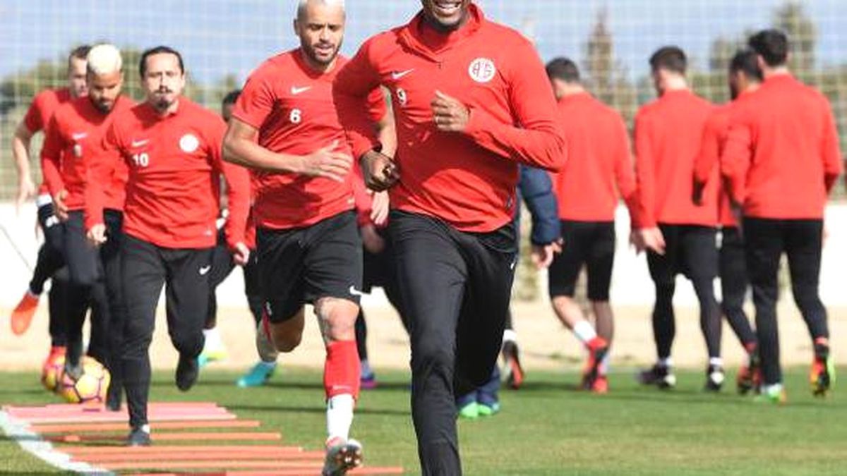 Antalyaspor Güç Depoladı