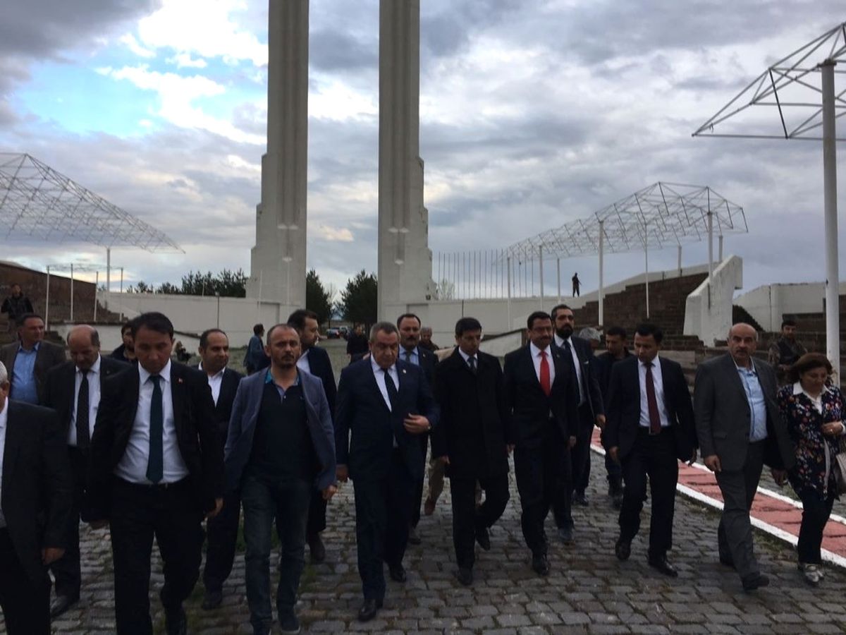 Başkan Ak Malazgirt\'te