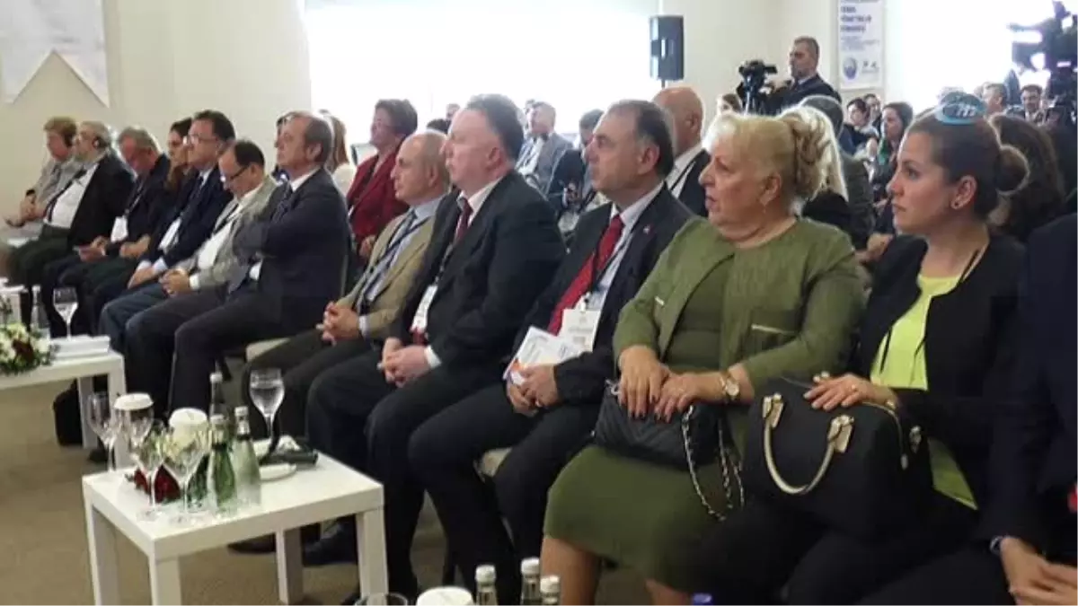 Büyükçekmece 1\'nci Uluslararası Yerel Yönetimler Kongresi\' Sona Erdi