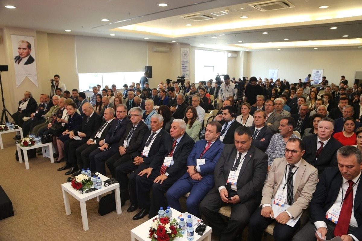 Büyükçekmece 1. Uluslararası Yerel Yönetimler Kongresi