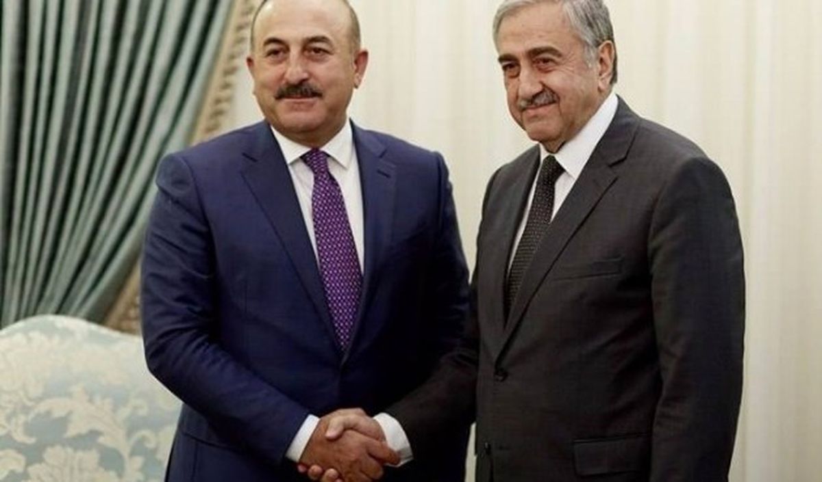 Çavuşoğlu, Akıncı ile Telefonda Görüştü