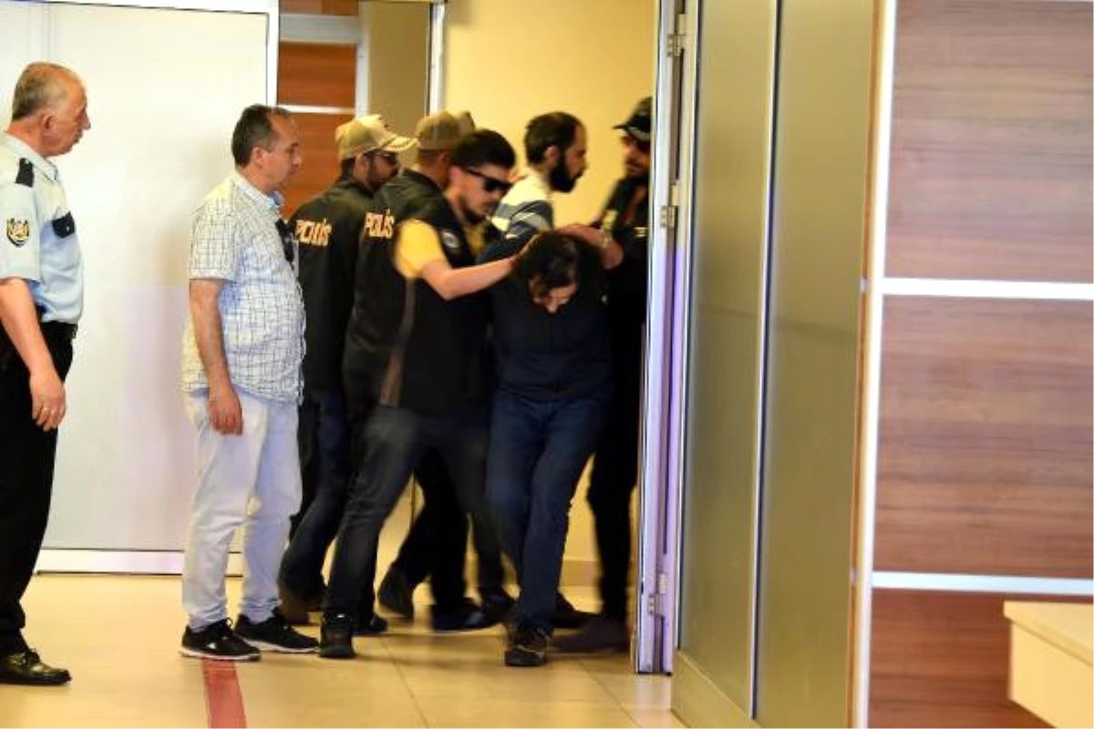Darbe Girişimine Katıldıkları Belirlenen 3 Sat Komandosu Edirne\'de Yakalandı (2)
