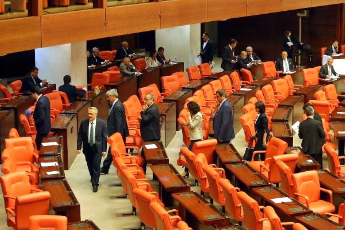 Dha Ankara - Hsk Üyelerinin Belirleneceği Meclis Genel Kurulu\'nda Oylama Başladı
