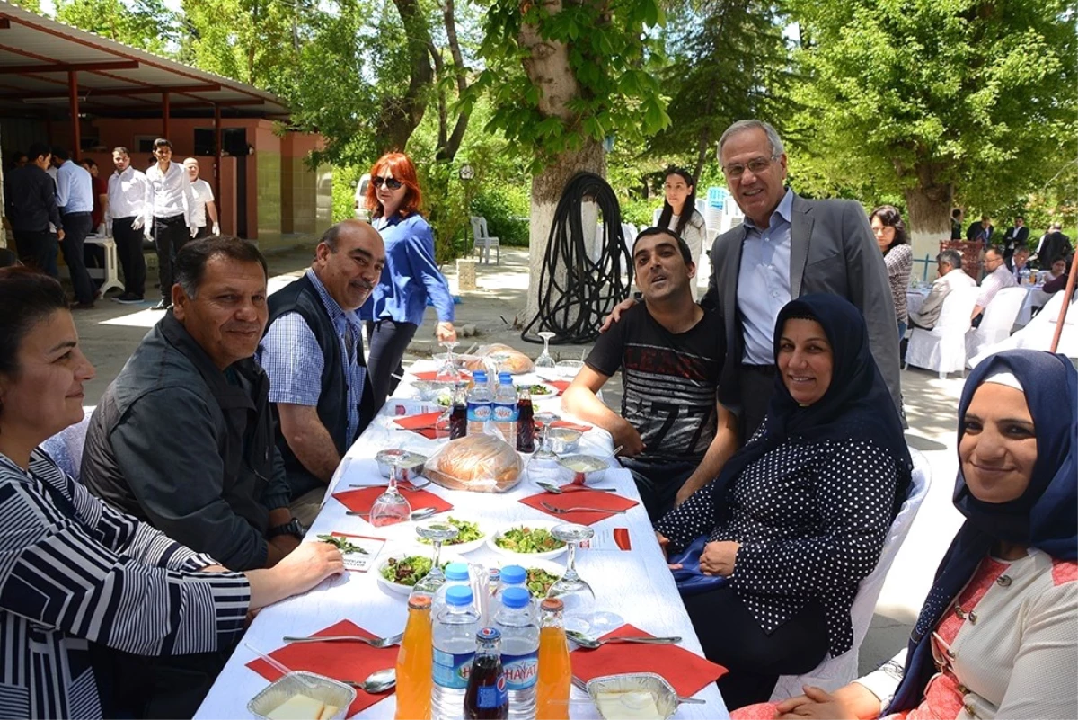 Dinar Belediyesi\'nden "Engelliler Haftası" Etkinliği