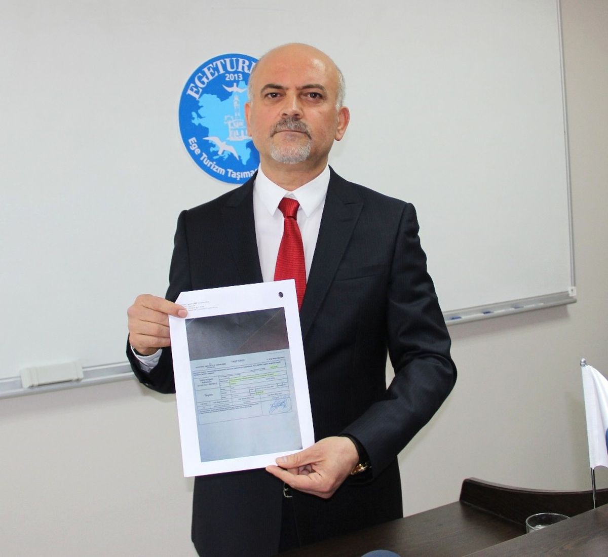 Egeturder Derneği Yönetim Kurulu Başkanı Cirit: "Kaza Yapan Araç Turizm Aracı Değil"