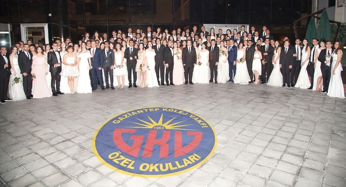 Gkv 53. Yıl Mezunlarına Muhteşem Balo