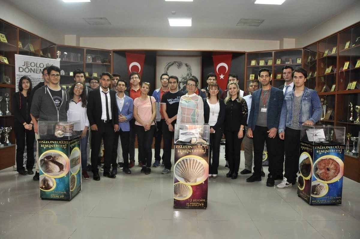 Gkv\'de Jeolojik Devirlerin Kapıları Aralandı