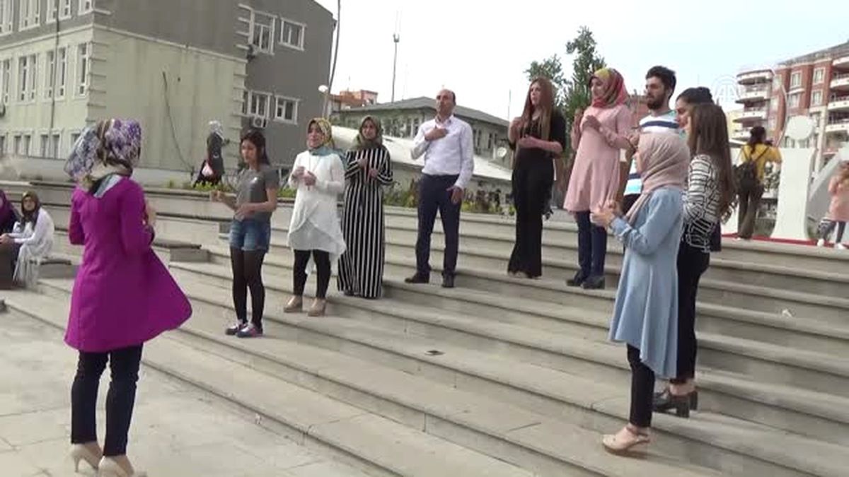 Güncel Türk İşaret Dili Sözlüğü Tanıtım Toplantısı