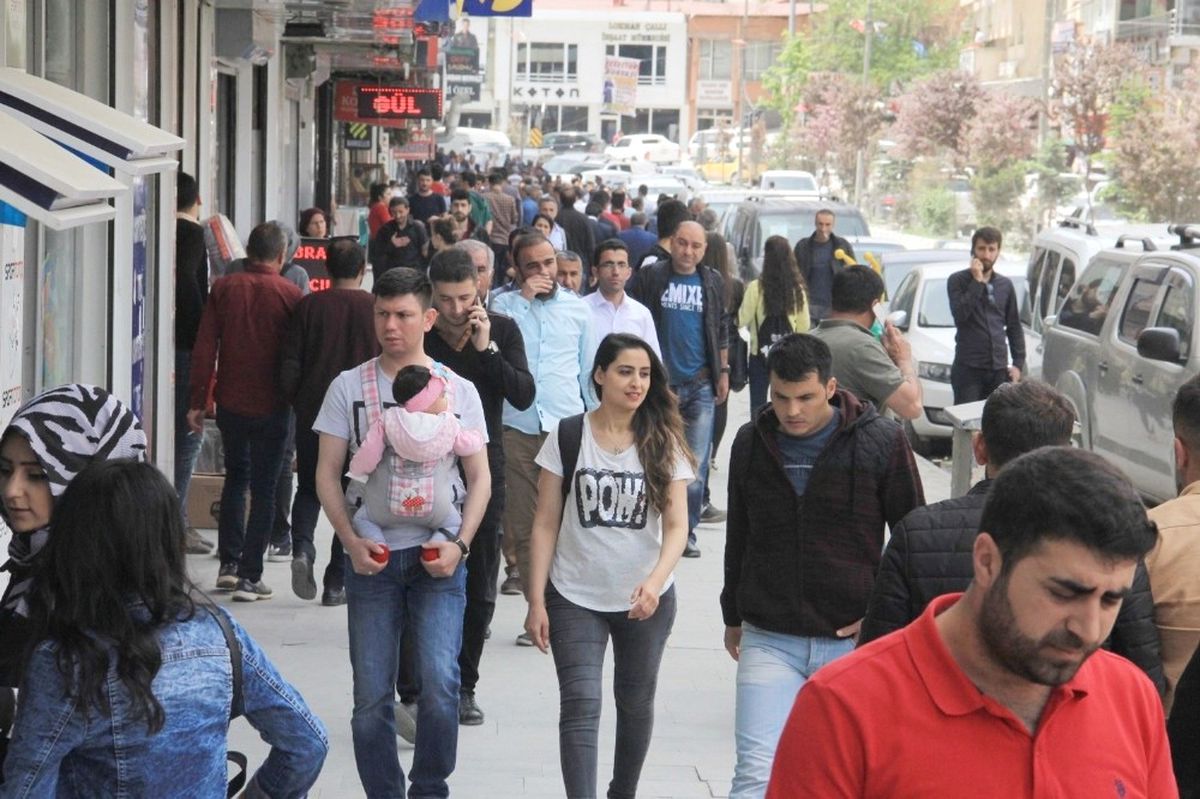 Hakkari\'de Genç Nüfus Rekoru