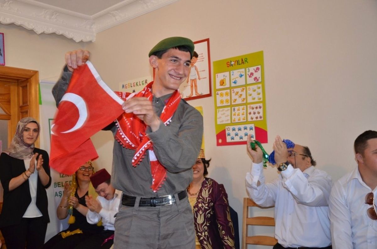 İznik\'te Engelliler Haftası\'nda Anlamlı Kutlama