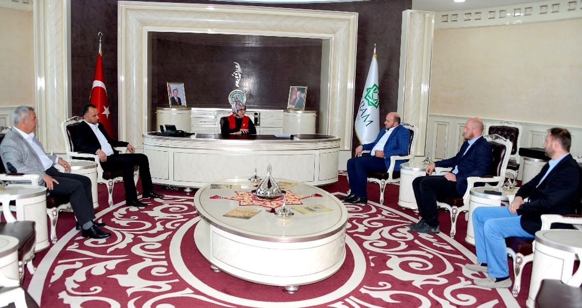 Karadağ Diyanet İşleri Başkanı\'ndan Başkan Toru\'ya Ziyaret