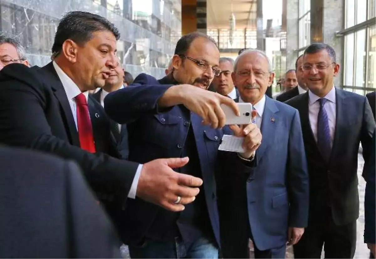 Kılıçdaroğlu: Türkiye, Dört Temel Konuda Ciddi Kopuş Süreci Yaşıyor