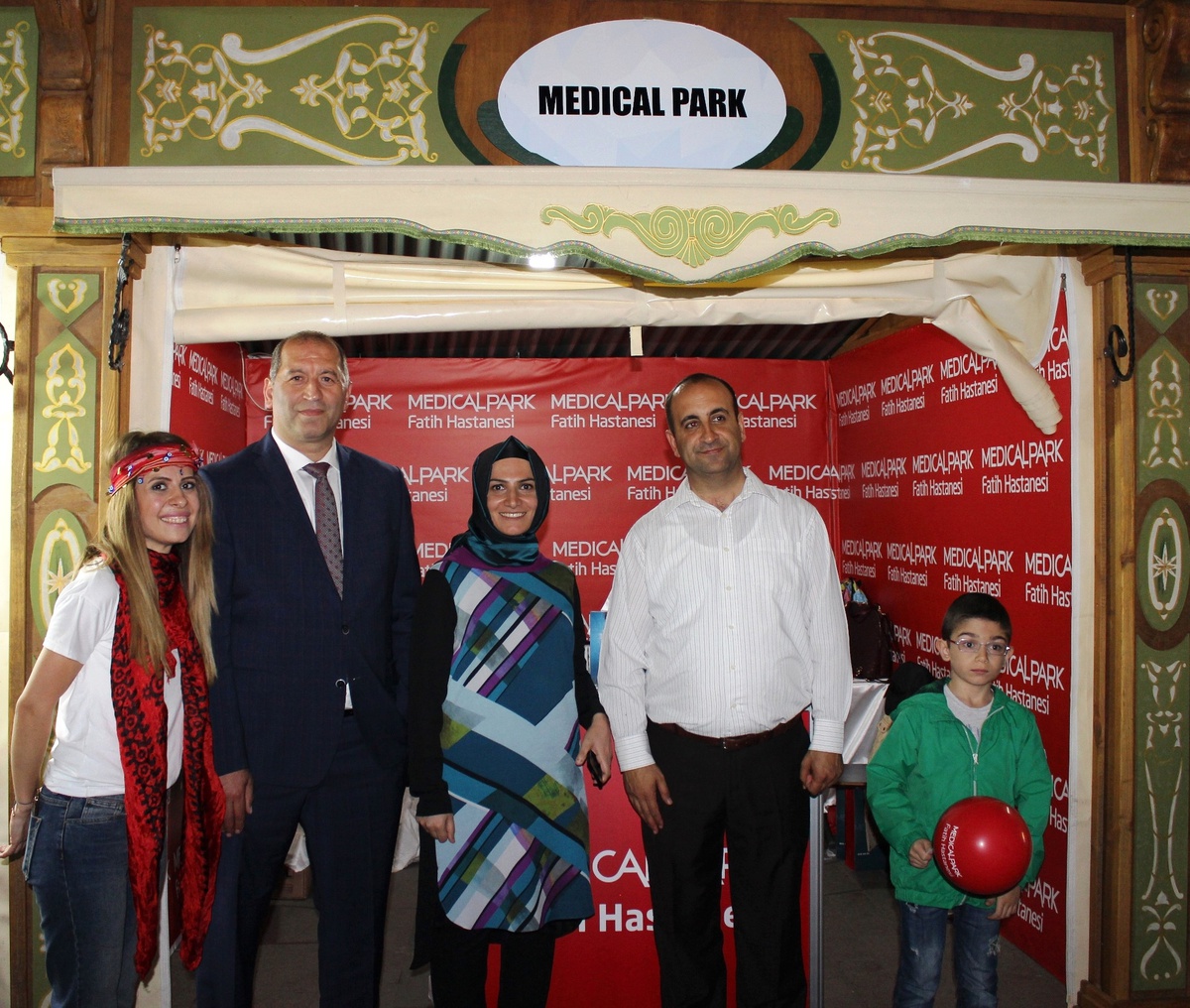 Medıcal Park Fatih Hastanesi Karadeniz Festivali\'nde Yerini Aldı