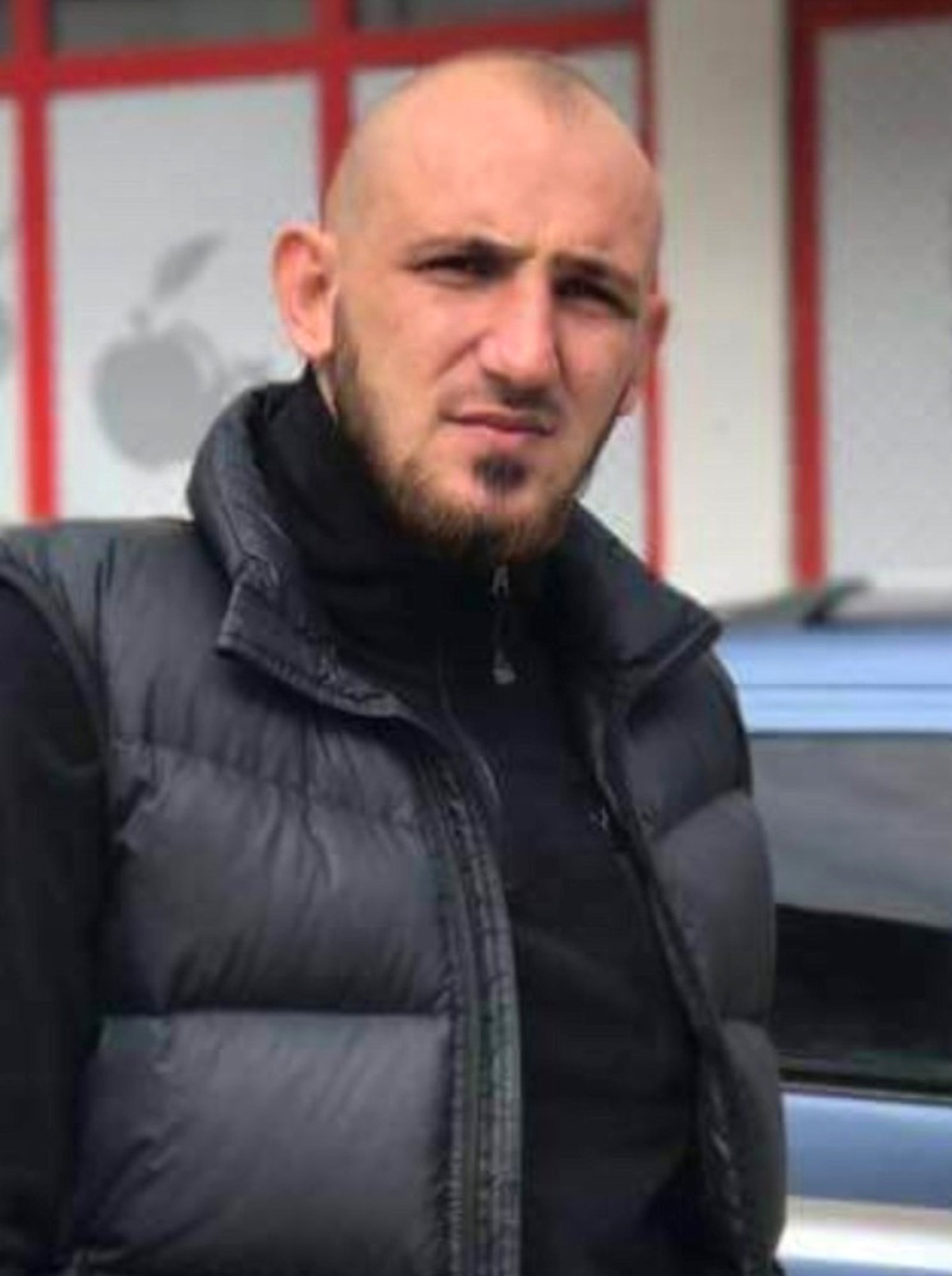 Otomobilin Çarptığı Genç Hayatını Kaybetti