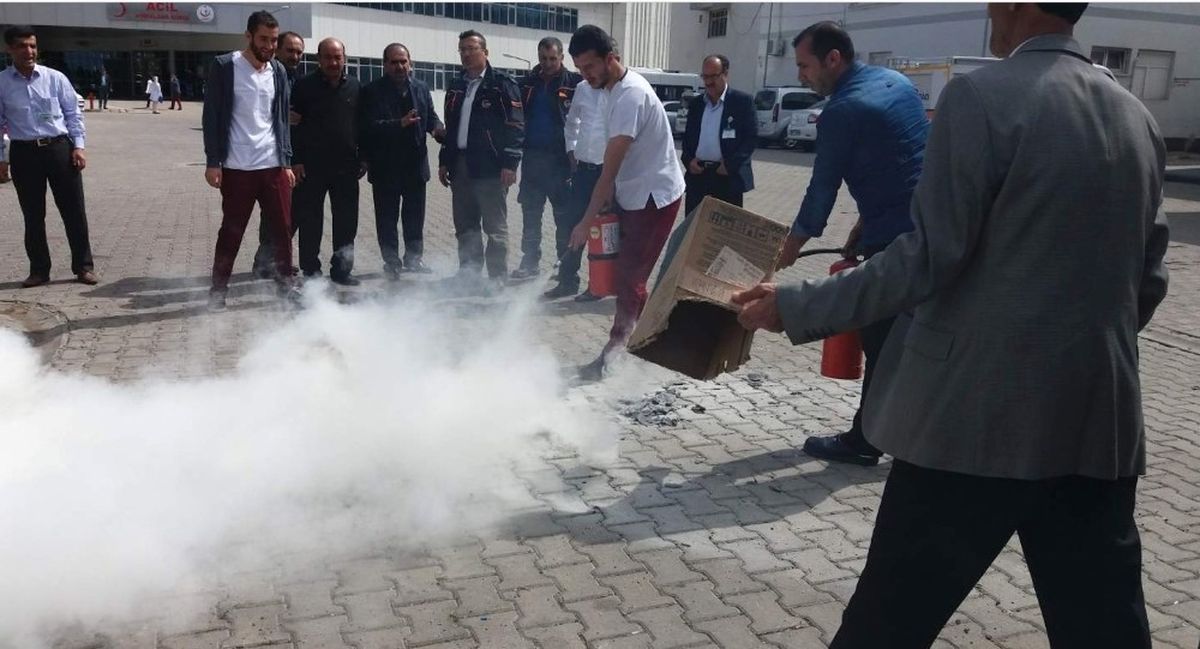 Siirt\'te Afet Bilinci ve Arama Kurtarma Eğitimi