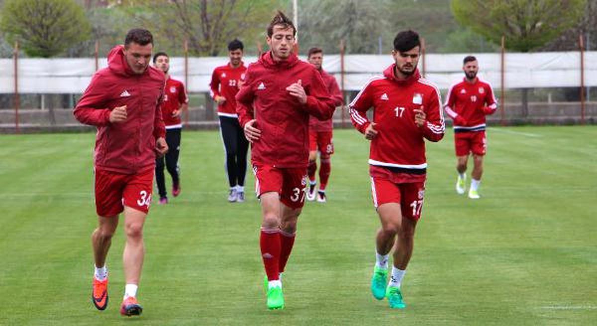Sivasspor\'a Vali Gül\'den Tebrik
