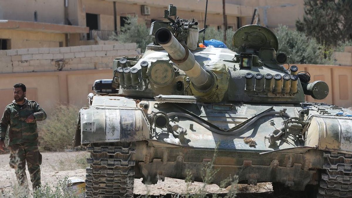 Suriye Ordusu, Irak Sınırında \'İngiltere ve ABD Güçlerine Doğru Yaklaşıyor\'