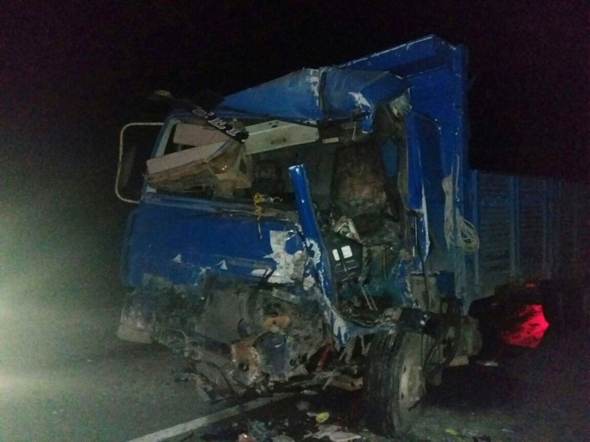 Tokat\'ta Kamyon Tıra Çarptı: 1 Ölü