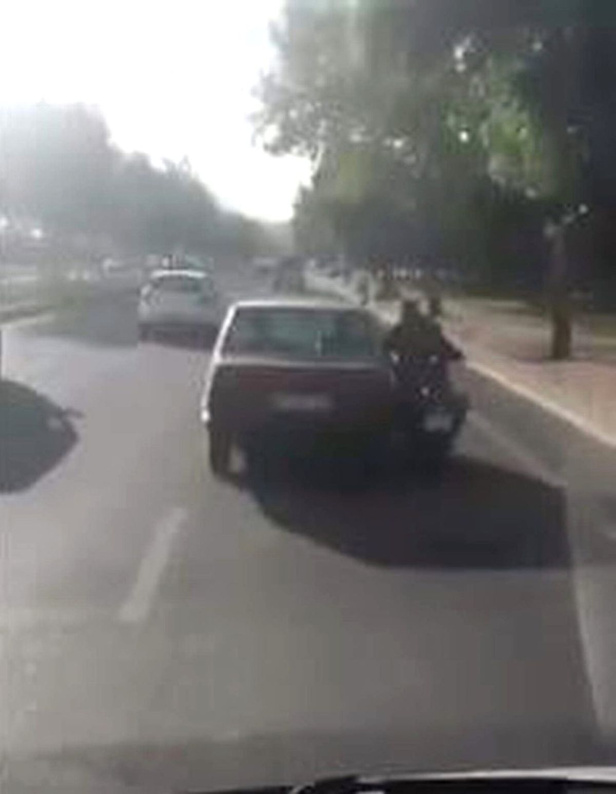 Trafikte Tehlikeli Sohbet