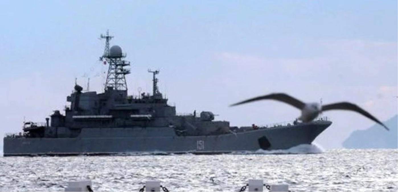 Türk Savaş Gemileri Bodrum\'da