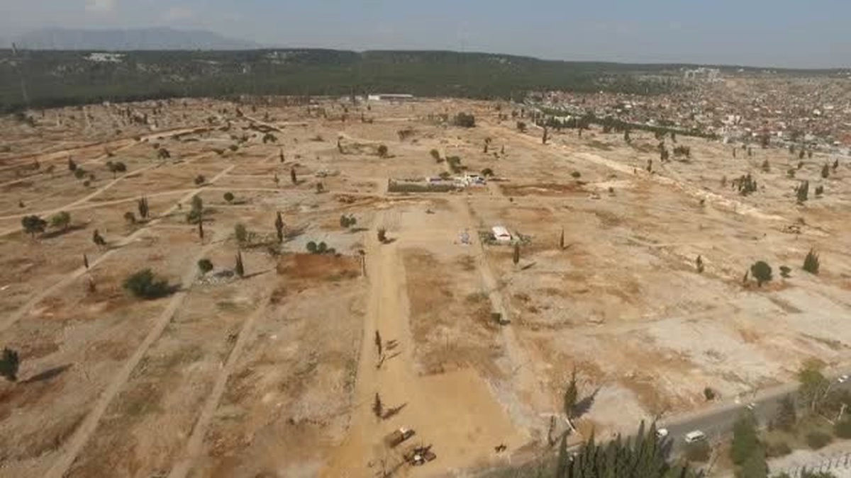Türkiye\'nin En Büyük Kentsel Dönüşüm Projesi Antalya\'da