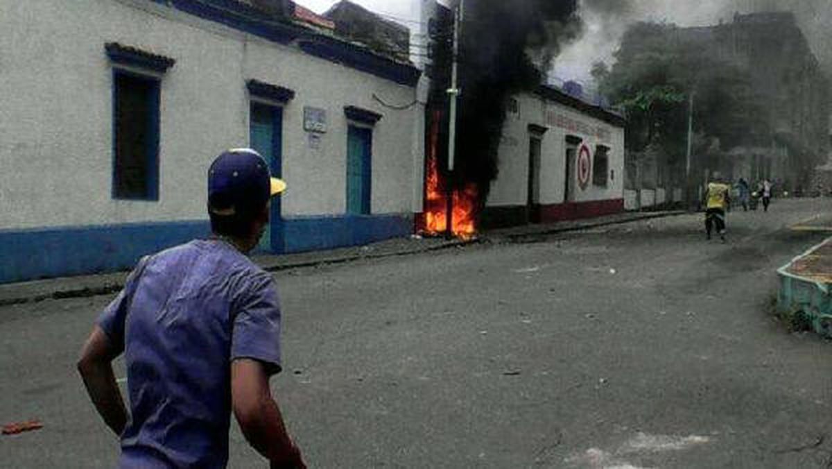 Venezuela\'da En Az 1 Ölü