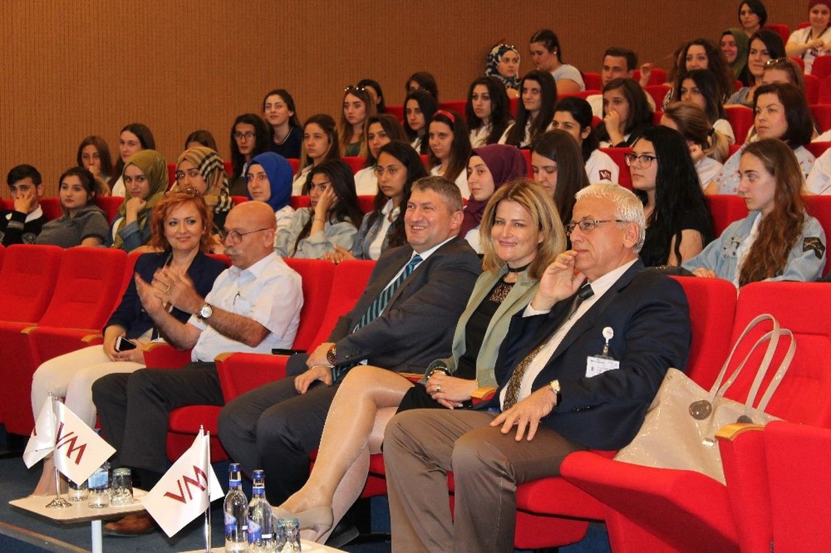Vm Medical Part\'tan Hemşirelik Hizmetlerinde Yenilikler Sempozyumu