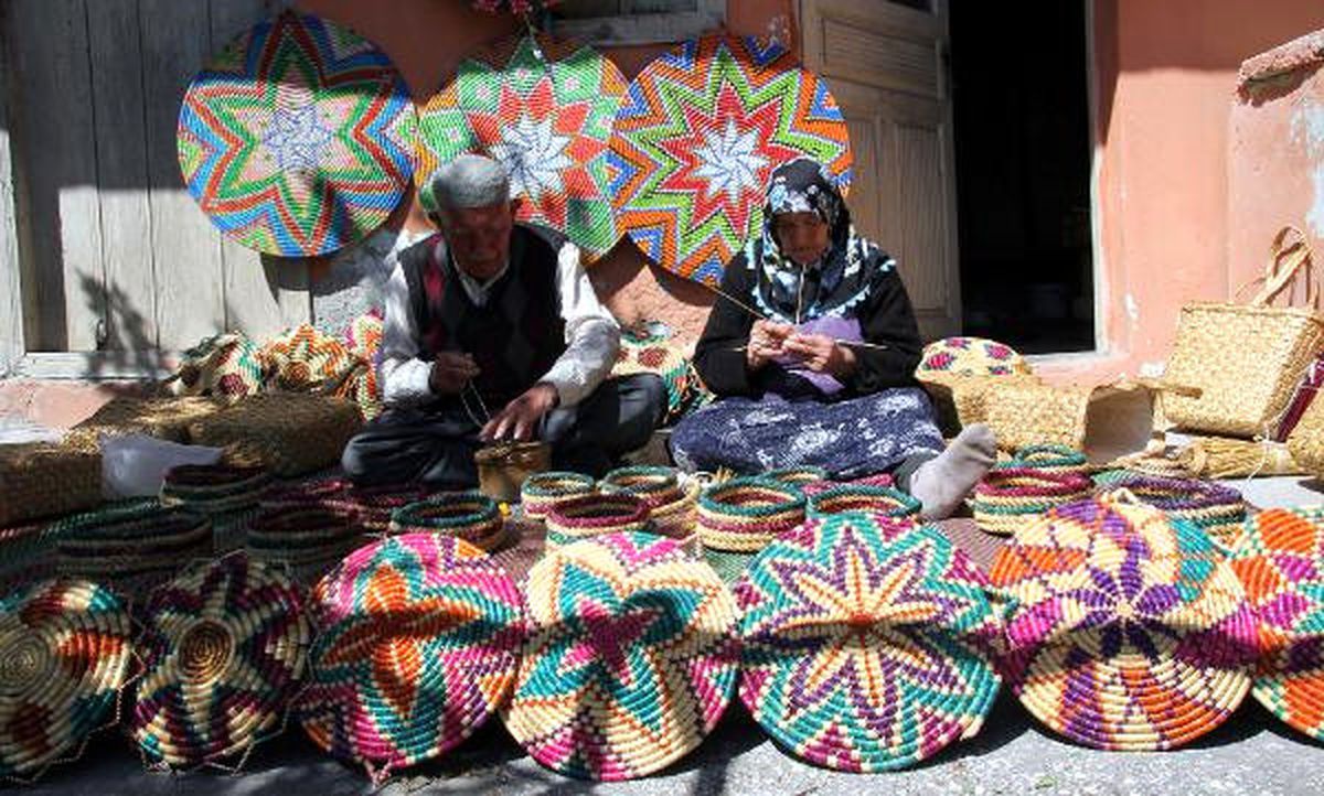 58 Yıllık Hasırcı Çift Çırak Arıyor