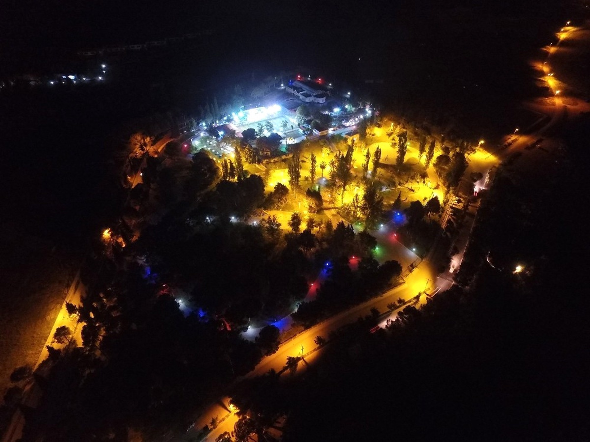 Alaşehir\'de Kenan Evren Parkına Yeni Işıklandırma
