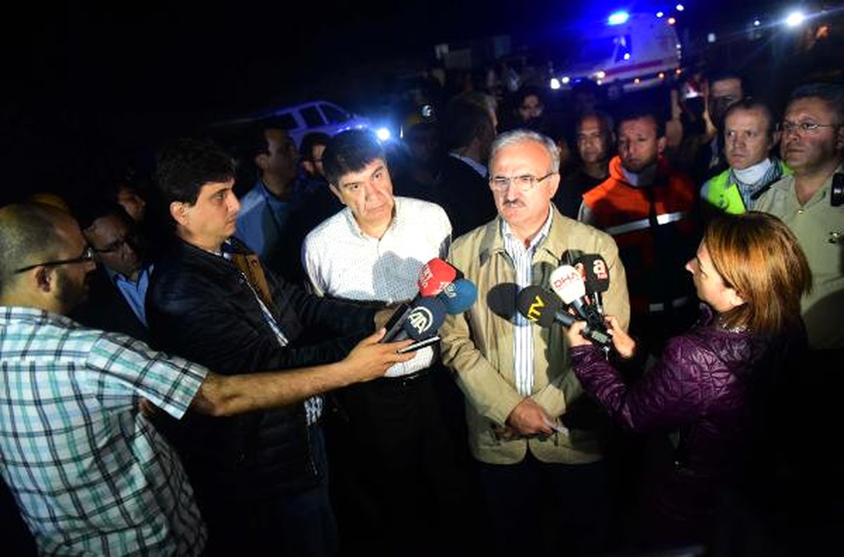 Antalya\'da Madende Metan Gazından Zehirlenen 2 İşçi Öldü (7)(Gündüz Görüntüleri)
