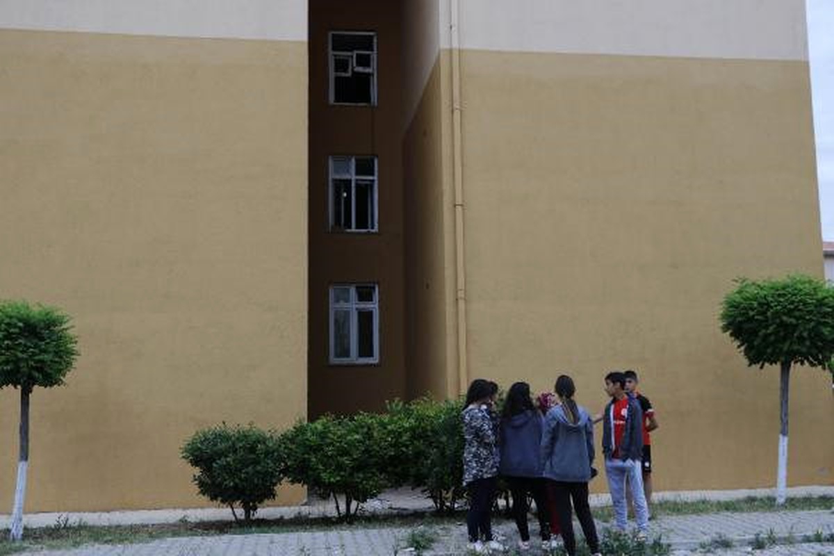 Antalya TOKİ Konutlarında Patlama Meydana Geldi (1)