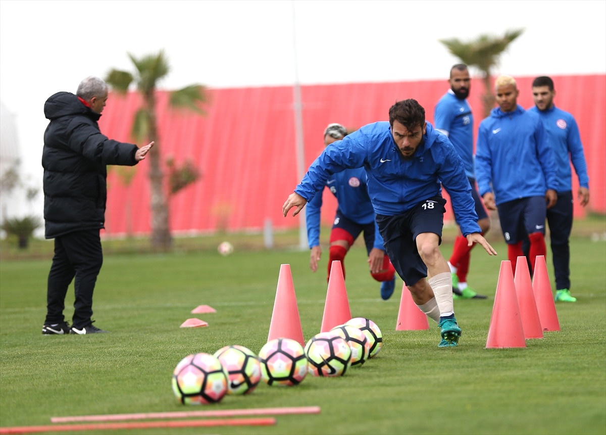 Antalyaspor\'da Bursaspor Maçı Hazırlıkları