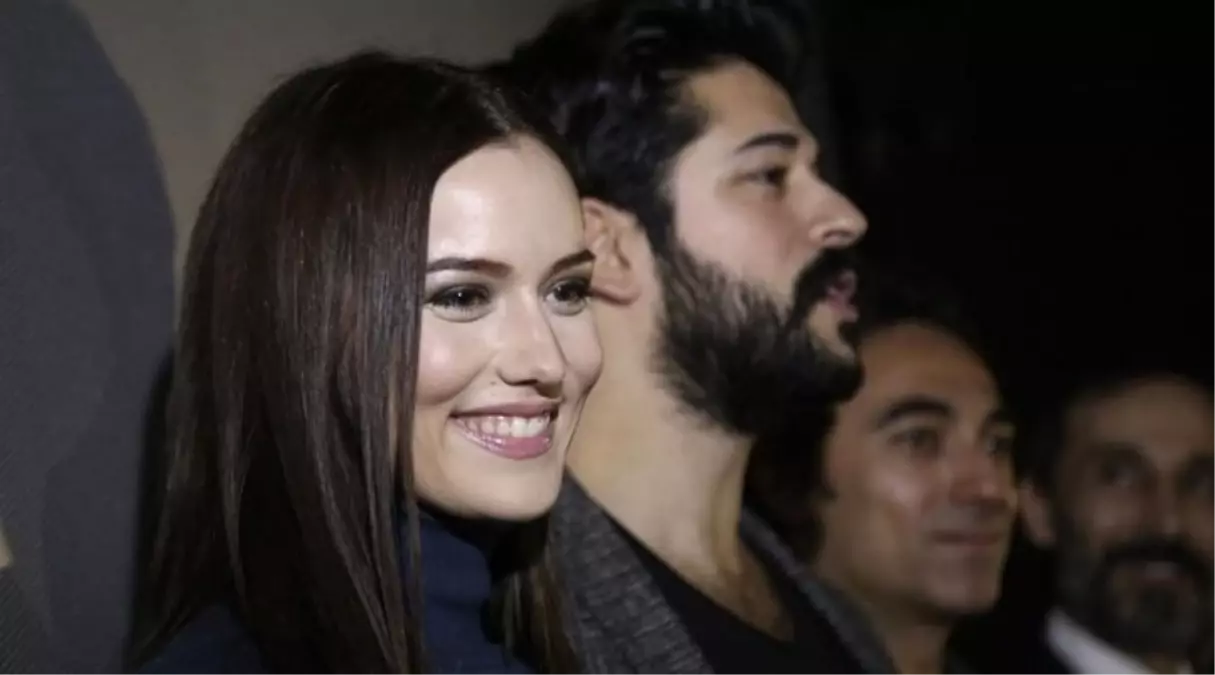 Burak Özçivit ve Fahriye Evcen Düğünleri İçin Ön Davetiye Gönderdi