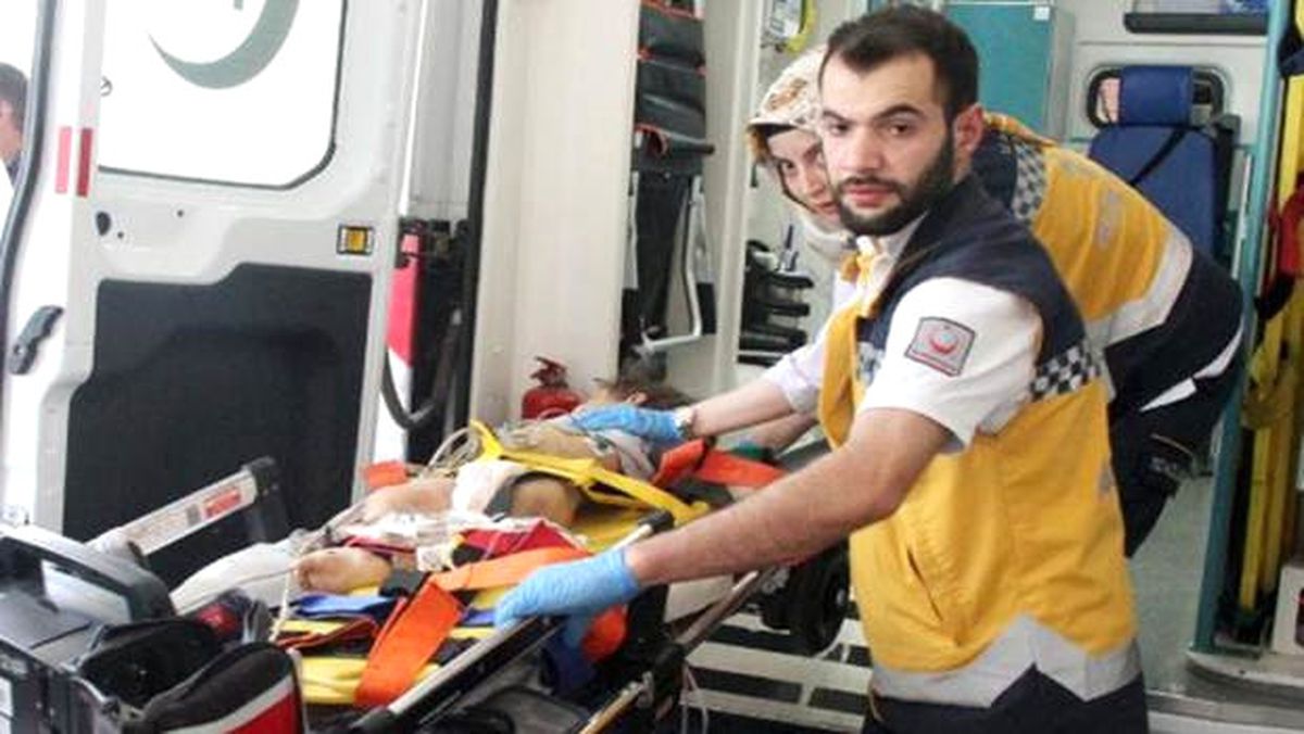 Çatıdan Düşen Çocuk Yaralandı