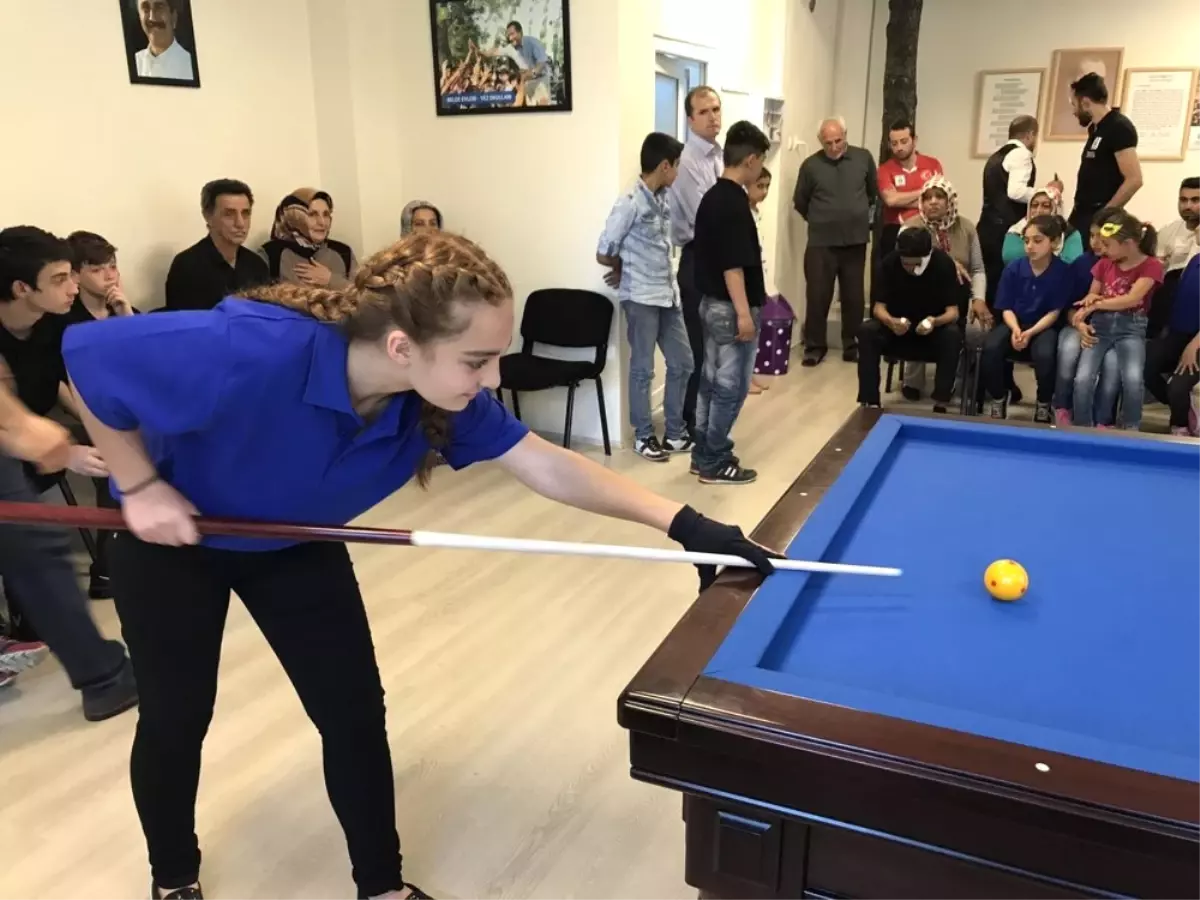 Çukurhisar\'da Bilardo Rüzgarı