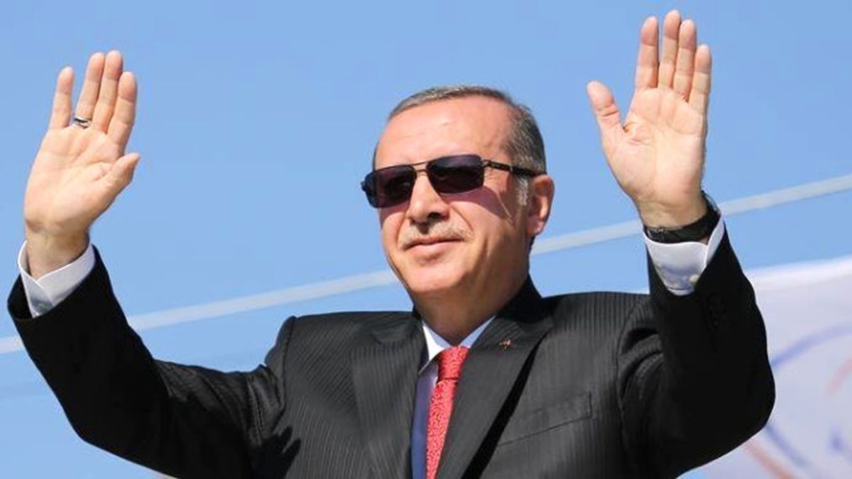 Cumhurbaşkanı Erdoğan Yurda Döndü