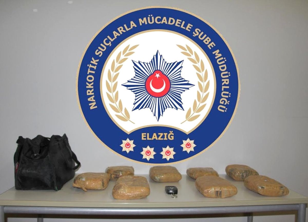 Elazığ\'da 8 Kilo Toz Esrar Ele Geçirildi