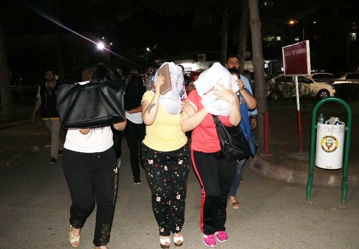 Eskort Çetesine Operasyon: 8 Kişi Tutuklandı