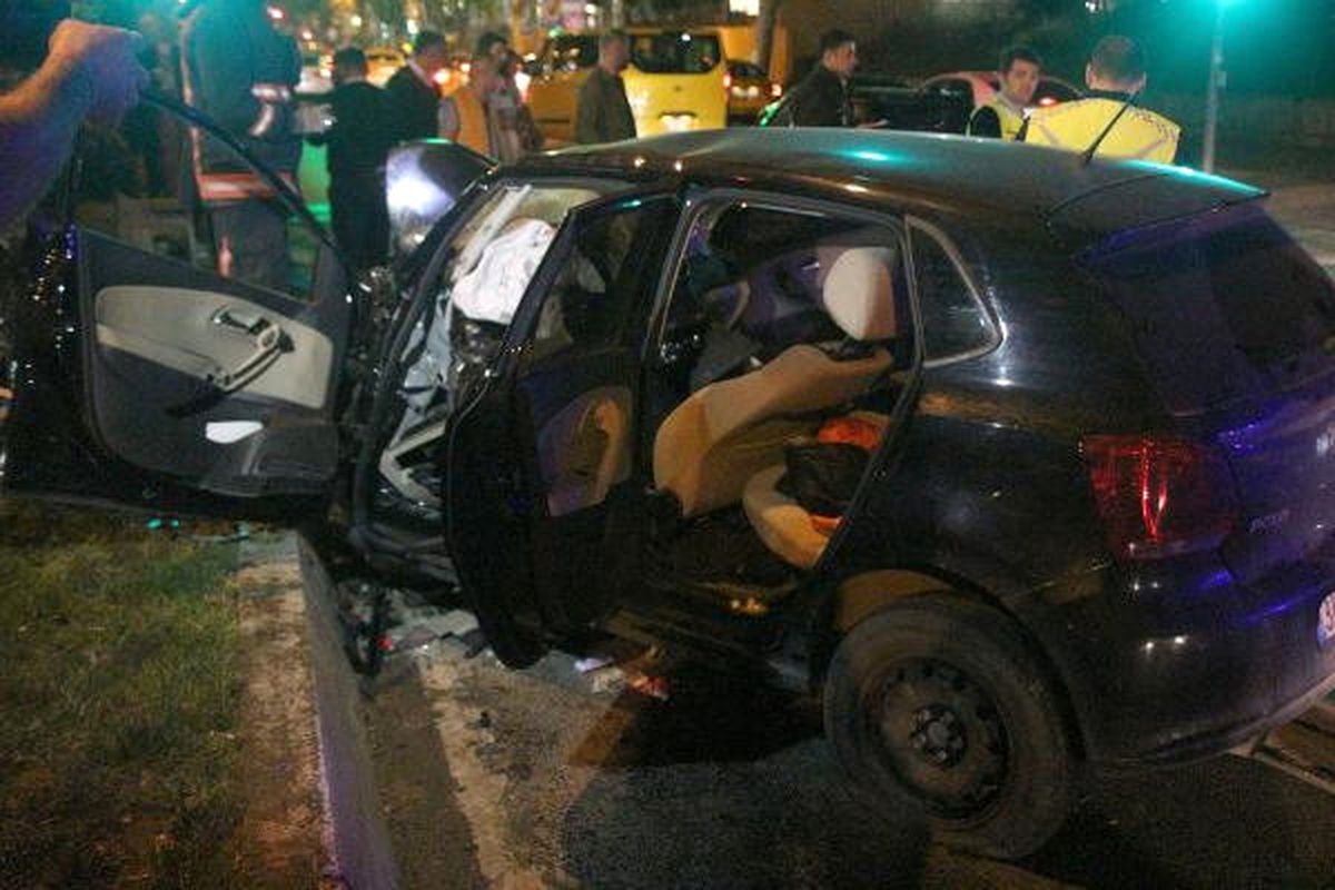 Fatih\'te Trafik Kazası: 1 Ağır Yaralı