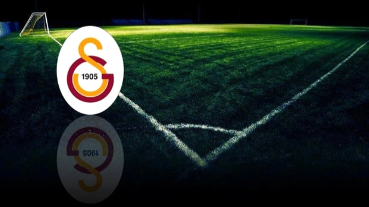 Galatasaray, UEFA Kupası Şampiyonluğunun 17. Yılını Kutladı