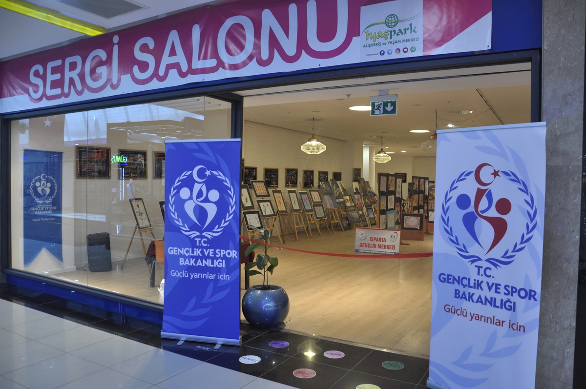 Gençlik Haftası IYAŞ AVM Gençlik Merkezi Sergisi