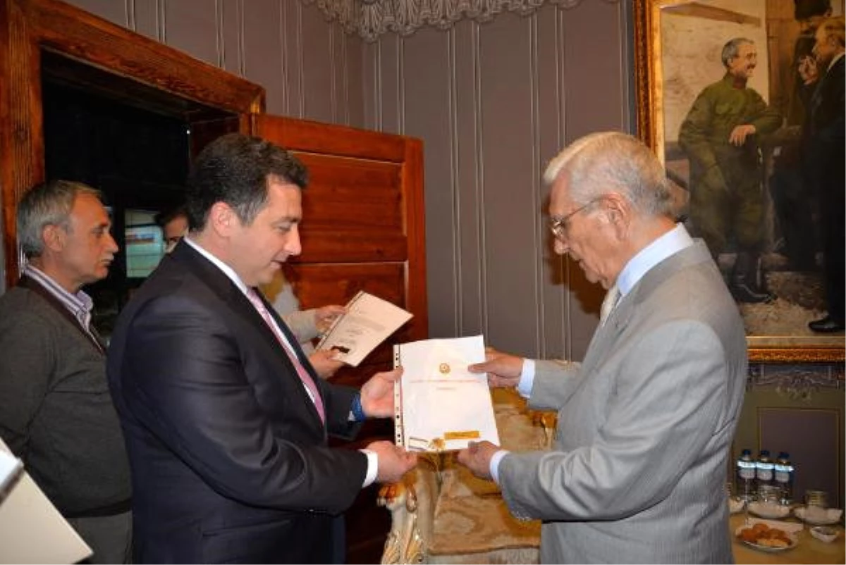 Genelkurmay Eski Başkanı Kıvrıkoğlu, Madalyalarını Müzeye Bağışladı