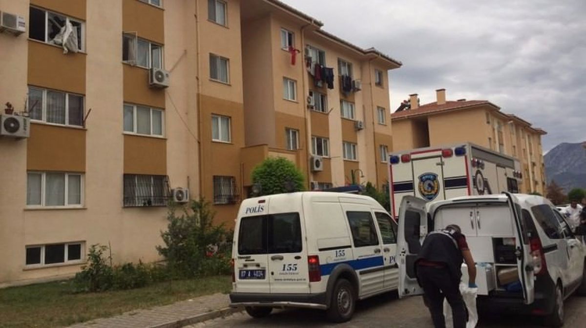 Güncelleme 2 - Antalya\'da Patlama: 2 Ölü