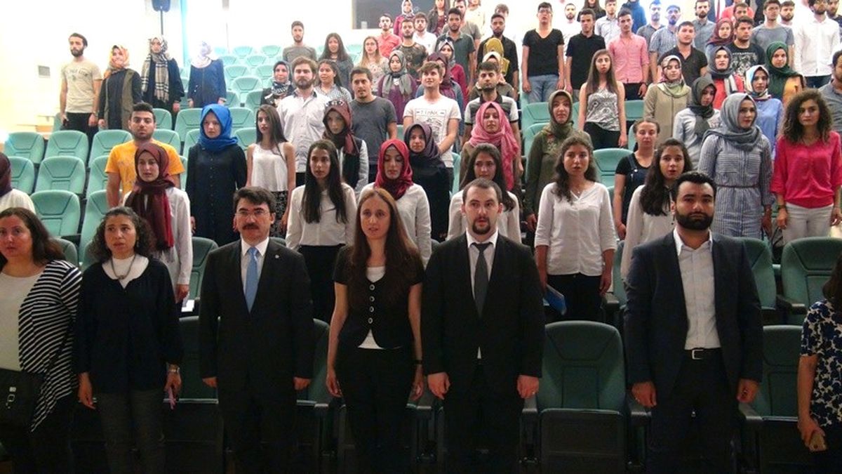 Harran Üniversitesi Yabancı Diller Yüksekokulunda 25\'inci Yıl Temalı Yıl Sonu Etkinliği